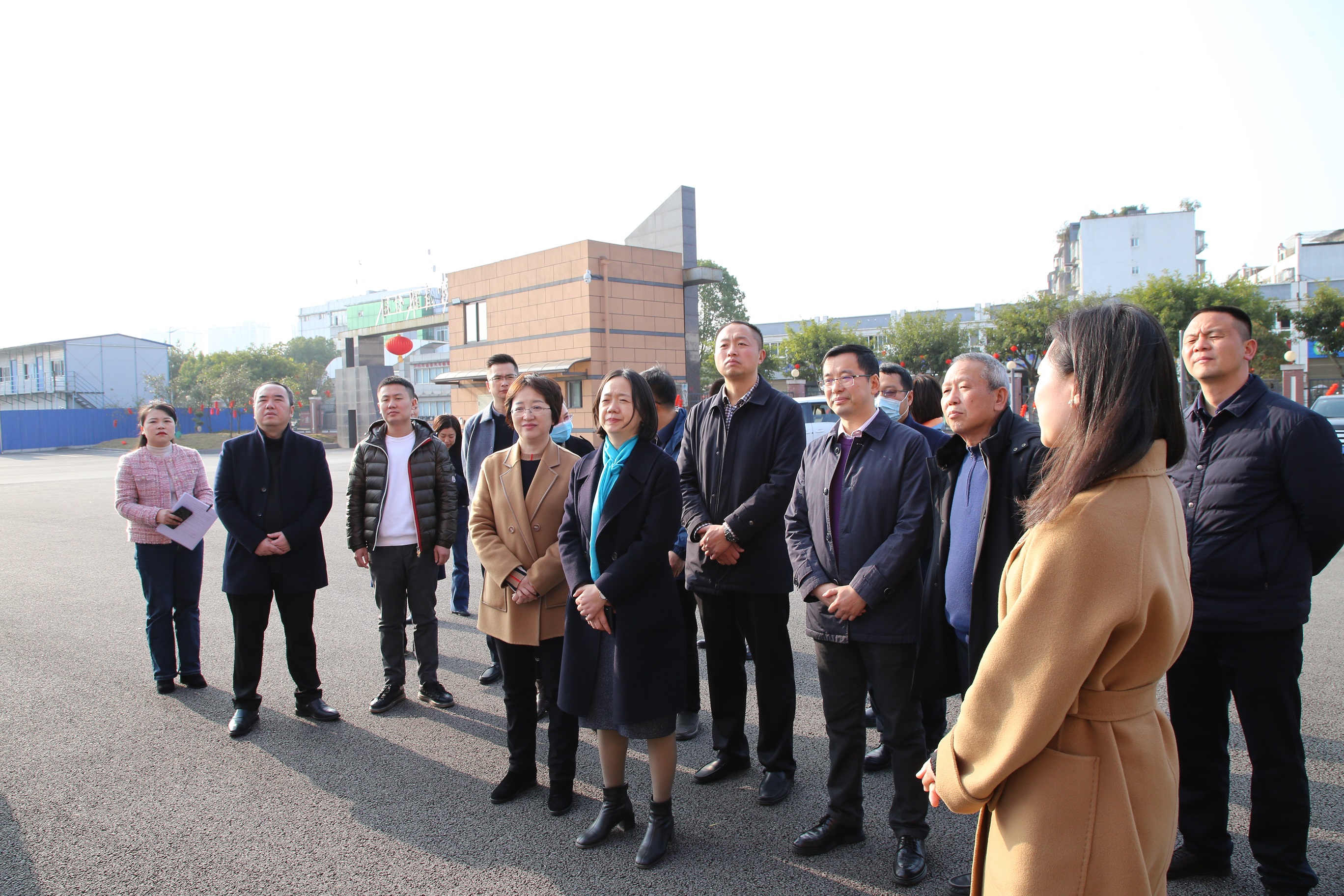 瀘州市委常委、宣傳部部長、現代醫藥產業生態鏈鏈長徐利蒞臨天植中藥公司調研現代醫藥產業生態鏈工作